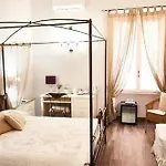 Ale & Niki's Pensión 4*