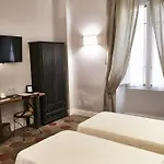 Ale & Niki's