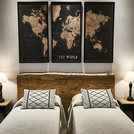 エール＆ニキズ ホーム ローマ