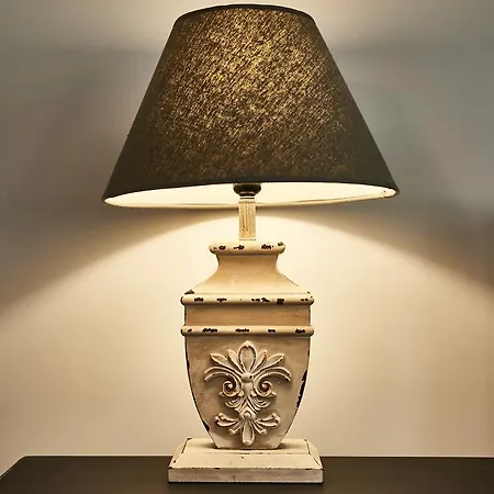 エール＆ニキズ ホーム ゲストハウス