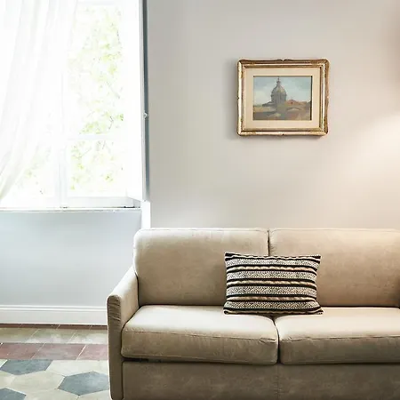 エール＆ニキズ ホーム 4* ローマ