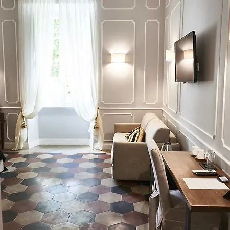 エール＆ニキズ ホーム ローマ